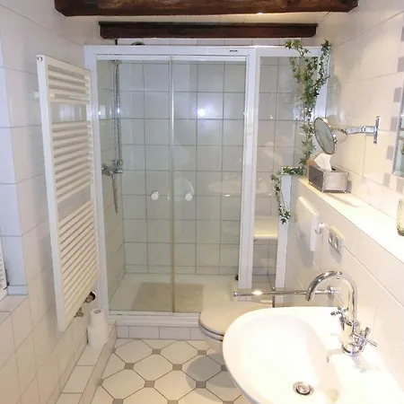 Haus-hoeppches * Blankenheim (North Rhine-Westphalia)